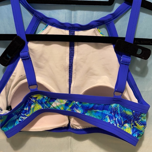 NWOT- Profile Sport by Gottex high neck Bikini top - Picture 5 of 9